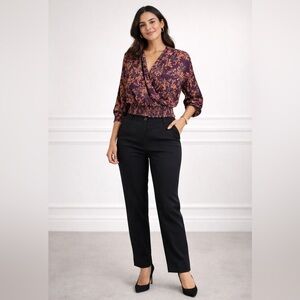 Women’s Tua Boutique Floral Blouse Size L- Chic Office Style- Like New